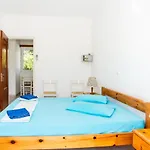 Blue White - Kefallonia Poolside Retreats 3* Spartià