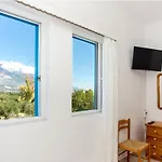 Blue White - Kefallonia Poolside Retreats Lejlighedshotel 3*