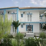 Blue White - Kefallonia Poolside Retreats Lejlighedshotel Spartià