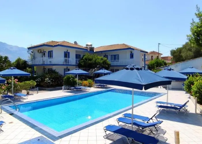Aparthotel Blue White Apartments - Kefallonia Poolside Retreats