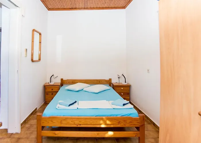 Aparthotel Blue White Apartments - Kefallonia Poolside Retreats 4*