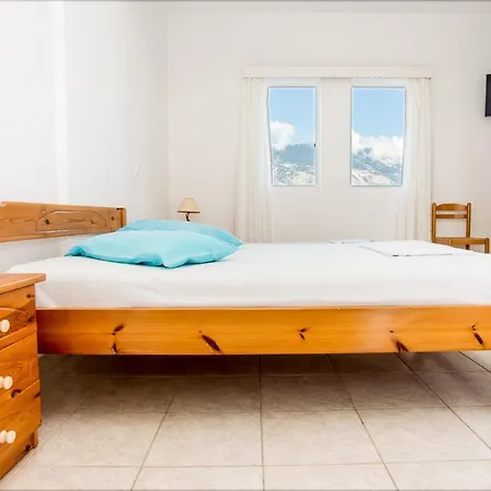 Blue White - Kefallonia Poolside Retreats Hotel apartamentowy 4*