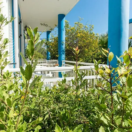 Blue White - Kefallonia Poolside Retreats 3*