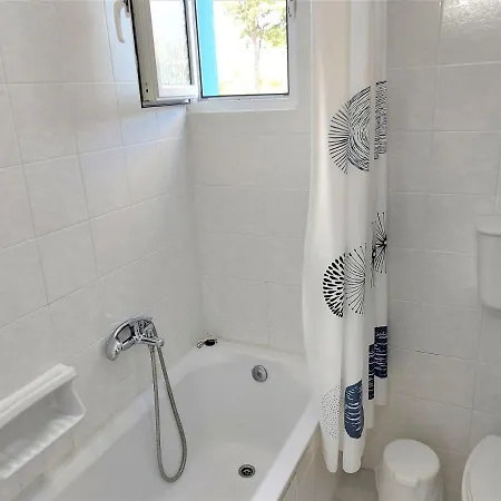 Hotel apartamentowy Blue White - Kefallonia Poolside Retreats Spartia (Kefalonia)