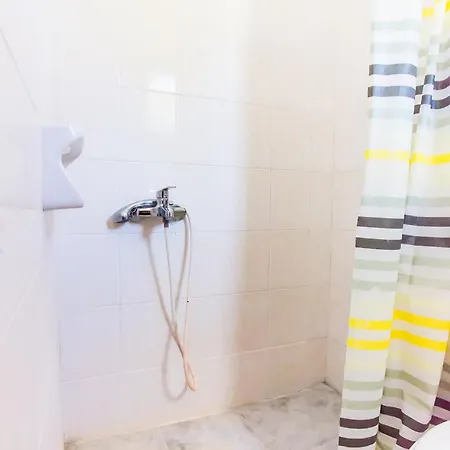 Aparthotel Blue White Apartments - Kefallonia Poolside Retreats