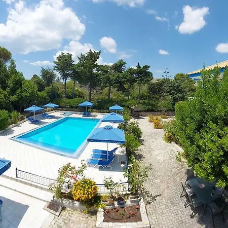 Blue White Apartments - Kefallonia Poolside Retreats Sparta