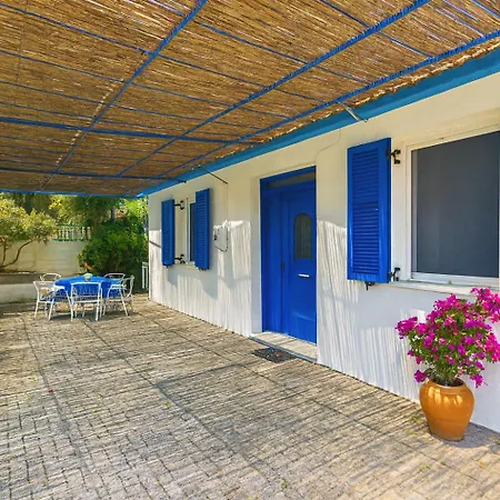 Blue White - Kefallonia Poolside Retreats 3*