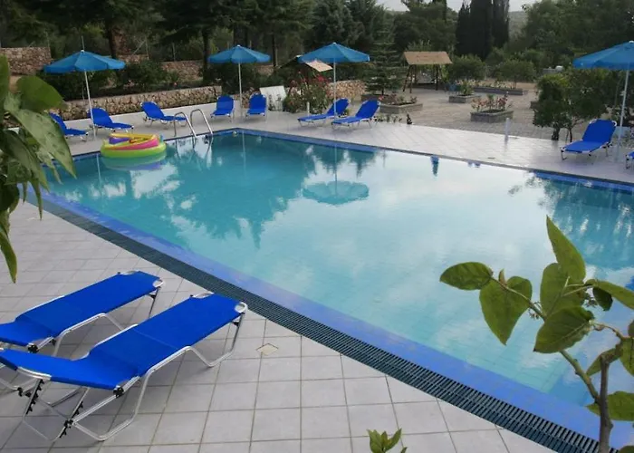 Blue White Apartments - Kefallonia Poolside Retreats Lägenhetshotell 4*