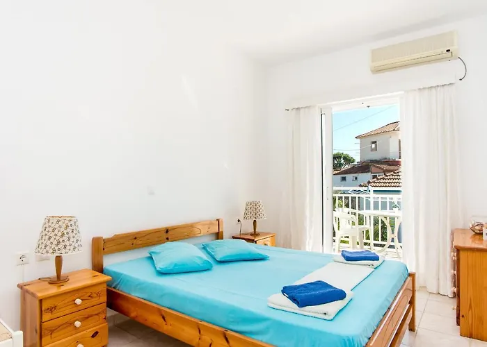 Lägenhetshotell Blue White Apartments - Kefallonia Poolside Retreats 4*