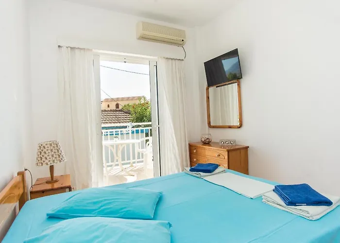 Blue White Apartments - Kefallonia Poolside Retreats 4* Spartia (Kefalonia)