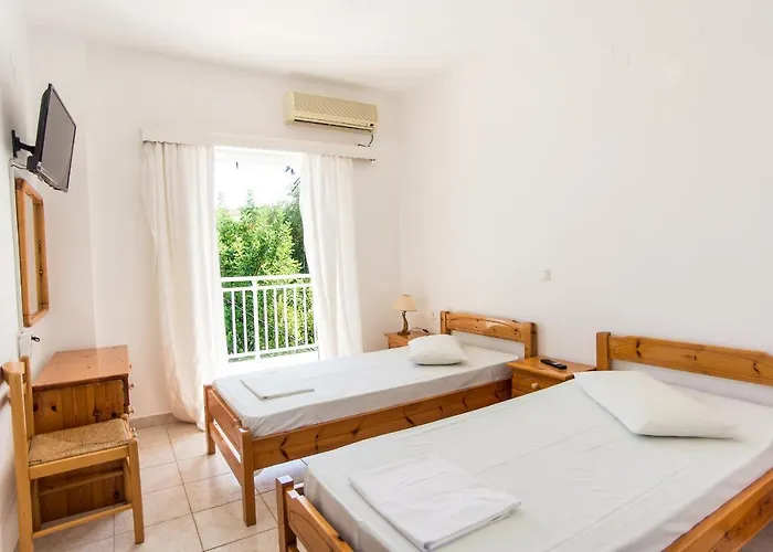 Blue White Apartments - Kefallonia Poolside Retreats Lägenhetshotell Spartia (Kefalonia)